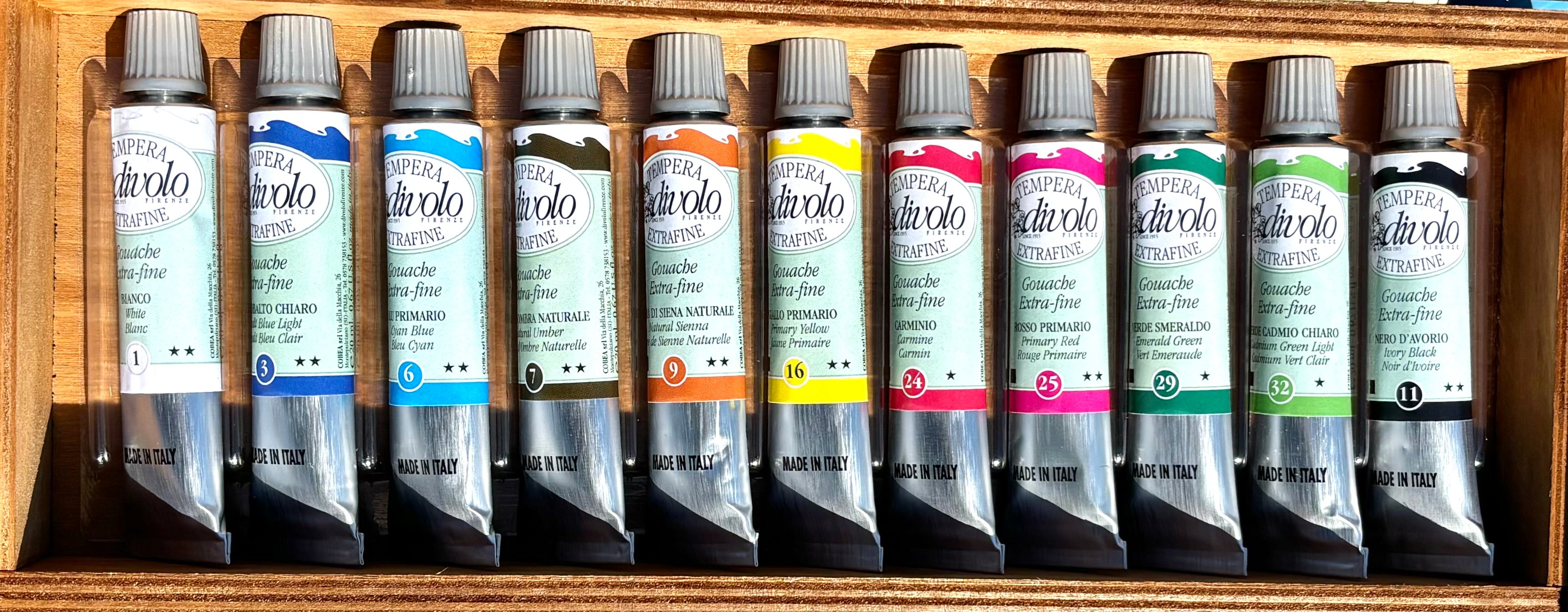 Cassetta completa di 11 colori a Tempera Extrafine